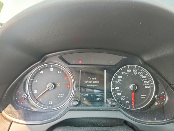 2016 AUDI Q5 quattro Premium Plus