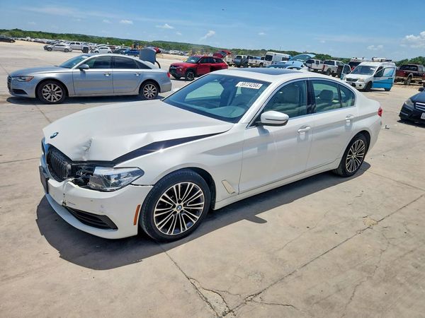2019 BMW 530