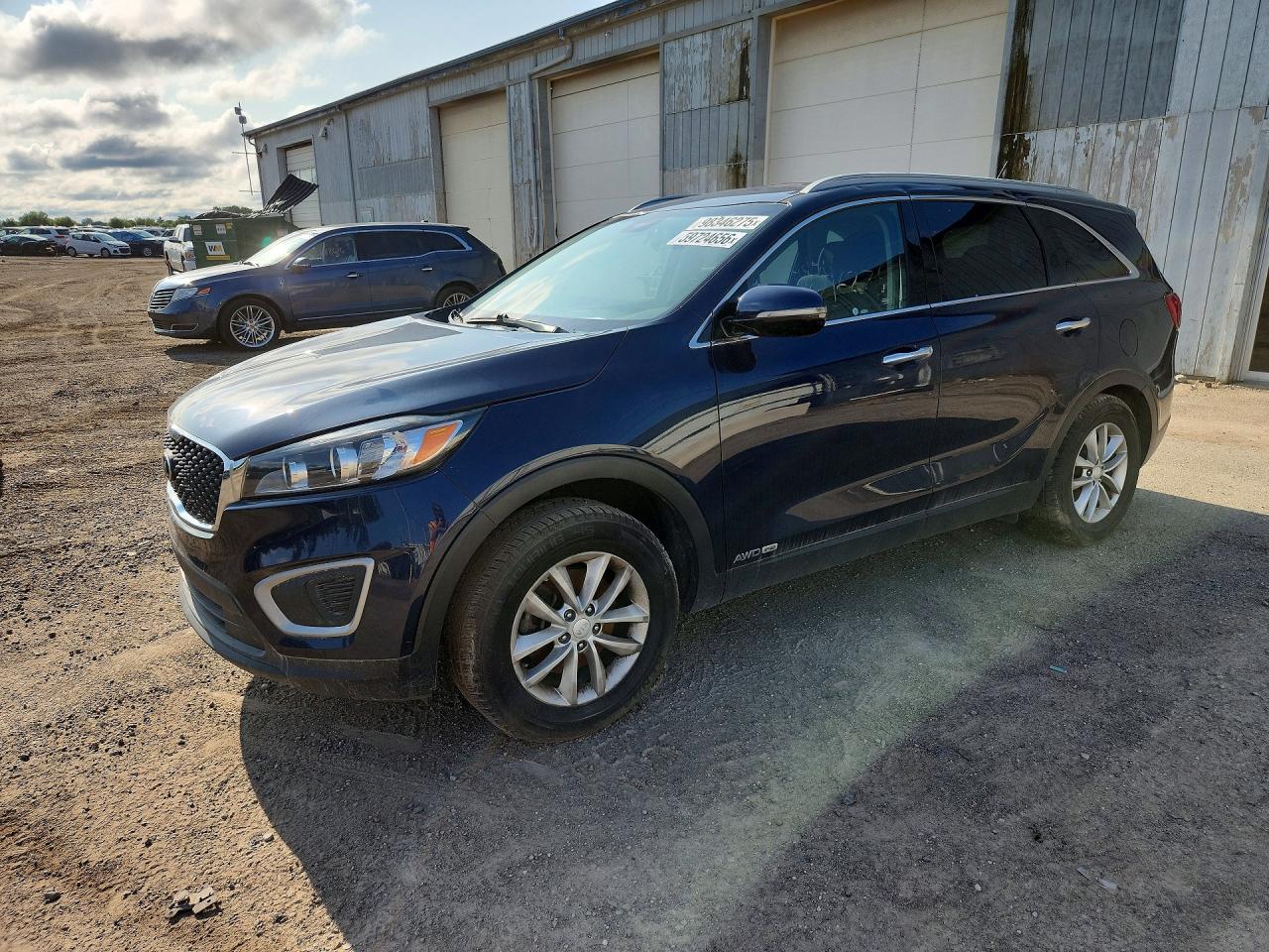 2018 KIA SORENTO L, LX — Front 3/4