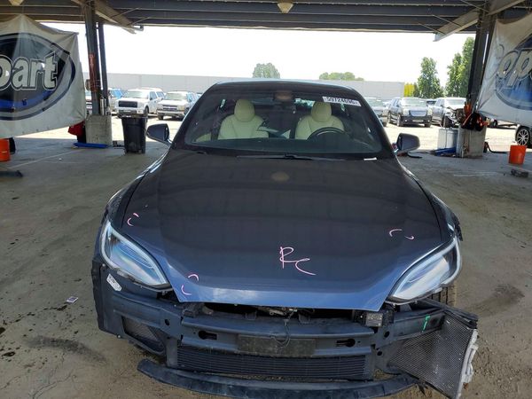 2020 TESLA MODEL S