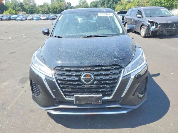 2021 NISSAN KICKS S