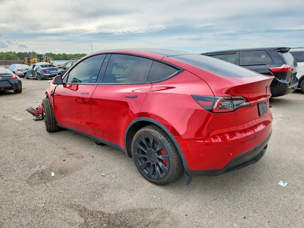 2022 TESLA MODEL Y