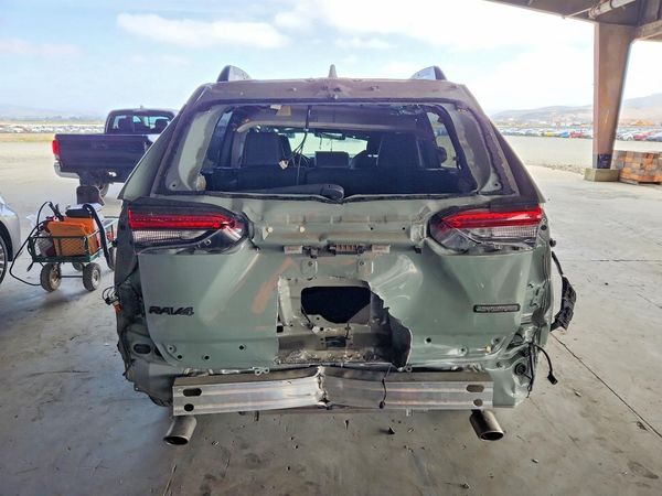 2023 TOYOTA RAV4 Adventure