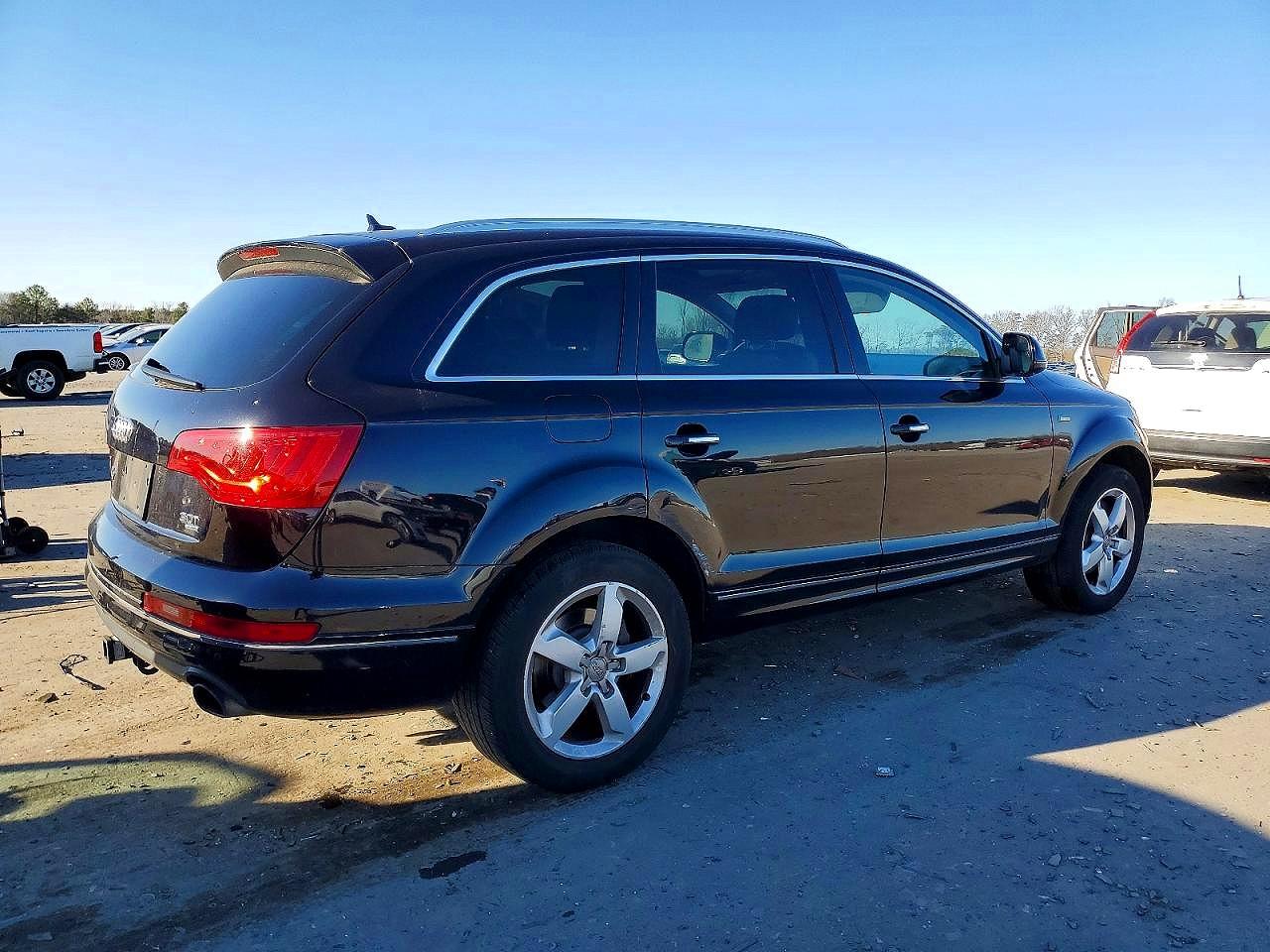 2015 AUDI Q7 Premium Plus