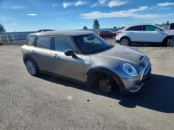 2018 MINI COOPER — Passenger 3/4