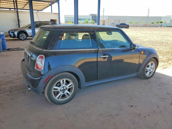 2013 MINI COOPER