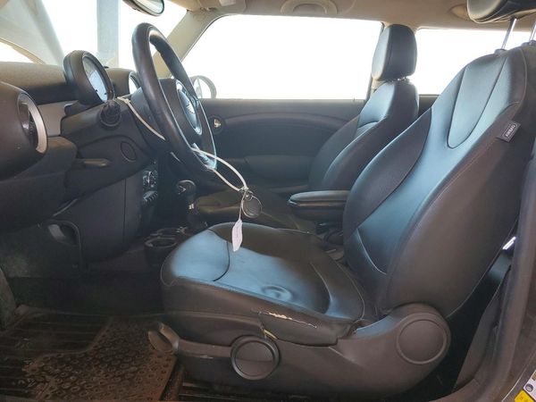 2013 MINI COOPER