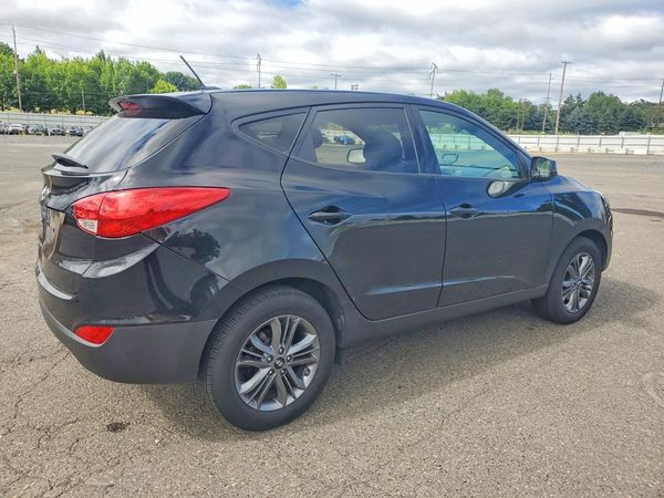 2015 HYUNDAI TUCSON GL (Middle-Low)
