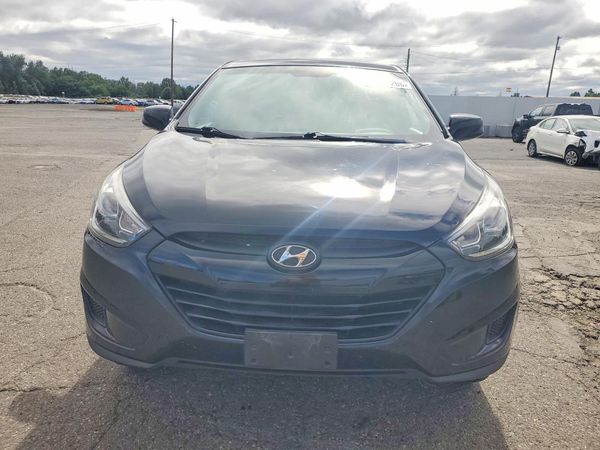 2015 HYUNDAI TUCSON GL (Middle-Low)