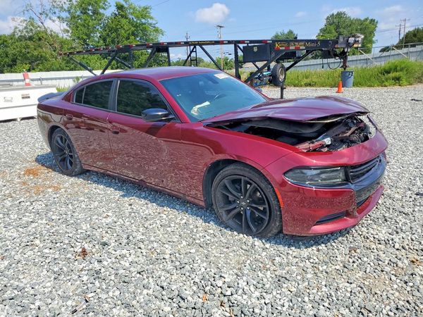 2018 DODGE CHARGER SXT