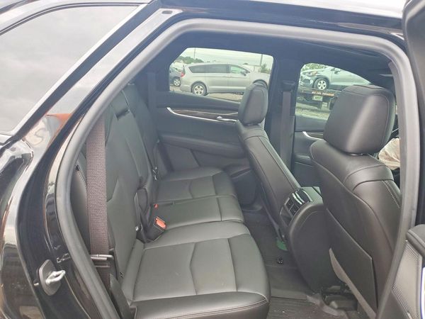 2021 CADILLAC XT5 Sport