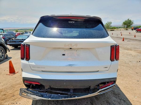 2023 KIA SORENTO