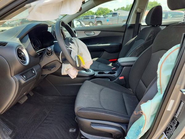 2023 KIA FORTE LX, LXS