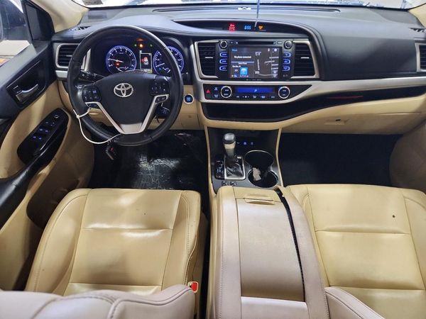 2019 TOYOTA HIGHLANDER SE/XLE