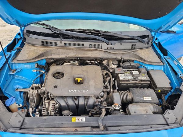 2019 HYUNDAI KONA SE