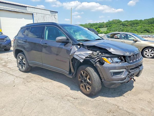 2018 JEEP COMPASS TRAILHAWK 4X4
