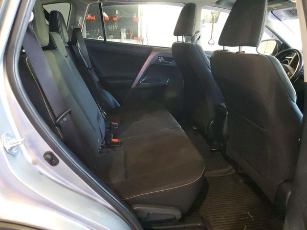 2018 TOYOTA RAV4 Adventure/XLE
