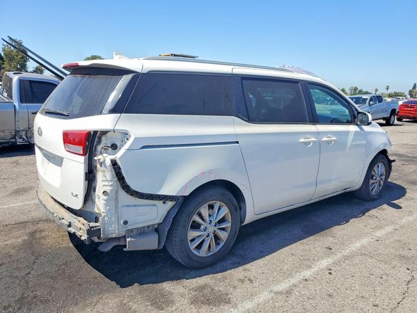 2016 KIA SEDONA LX - Middle-low