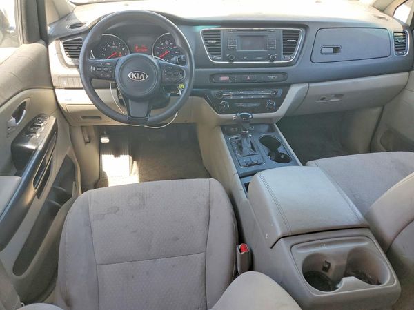 2016 KIA SEDONA LX - Middle-low