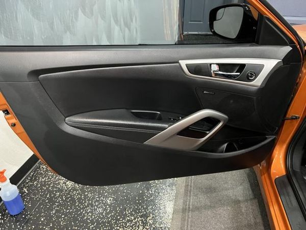 2014 HYUNDAI VELOSTER