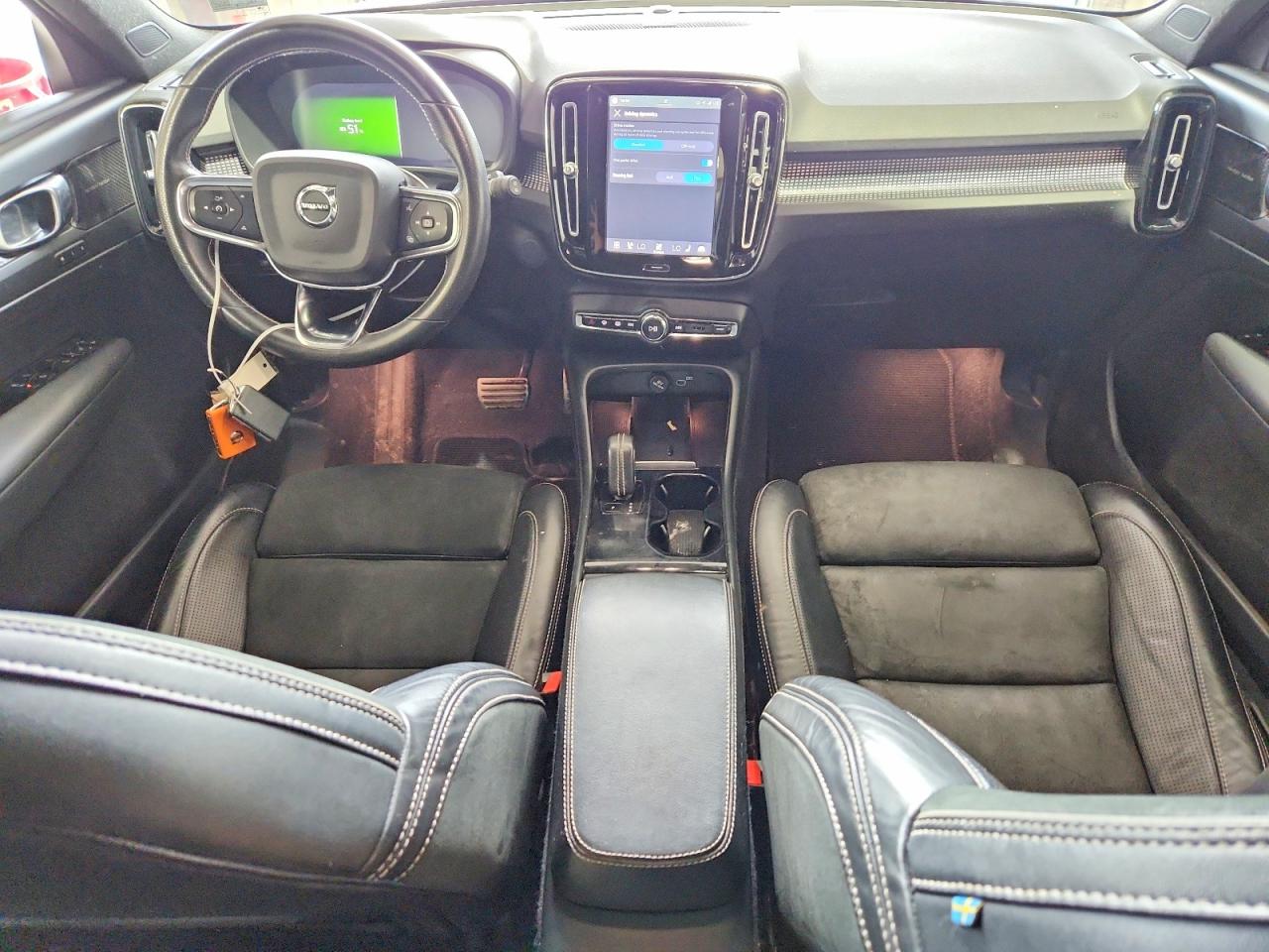 2021 VOLVO XC40 Recharge