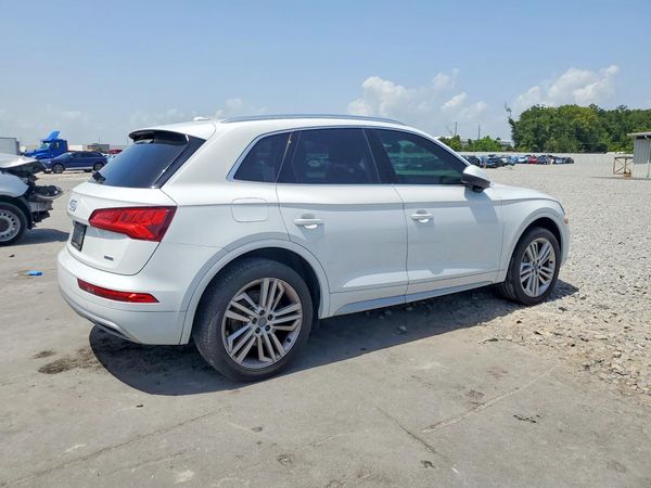 2019 AUDI Q5 quattro Premium Plus