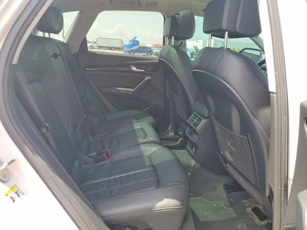 2019 AUDI Q5 quattro Premium Plus