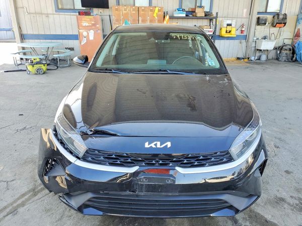 2022 KIA FORTE FE, LXS