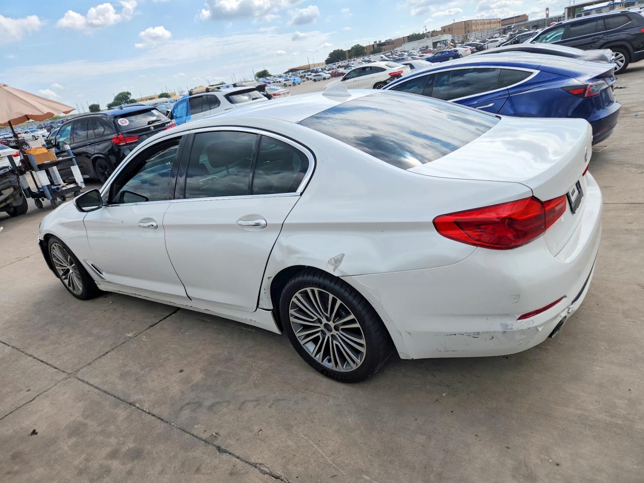2018 BMW 530
