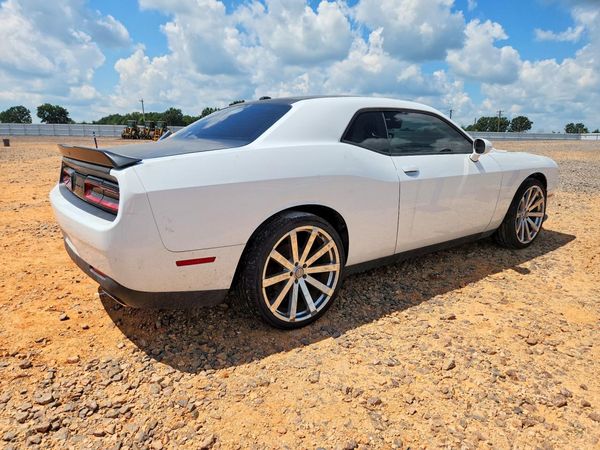 2020 DODGE CHALLENGER SXT