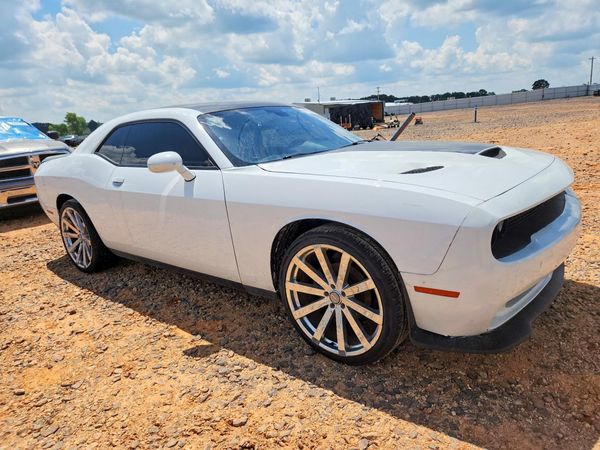 2020 DODGE CHALLENGER SXT