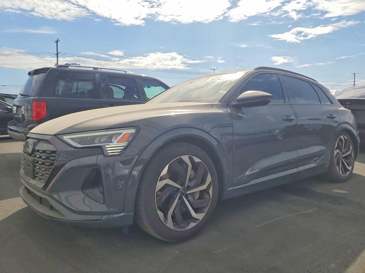 2024 AUDI Q8 E-TRON quattro Premium Plus