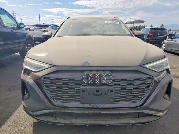 2024 AUDI Q8 E-TRON quattro Premium Plus