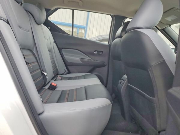 2024 NISSAN KICKS
