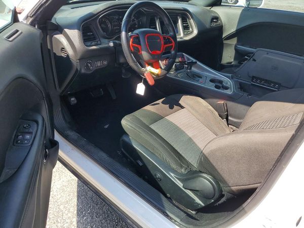 2020 DODGE CHALLENGER SXT
