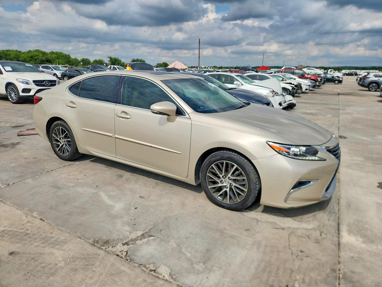 2016 LEXUS ES 350
