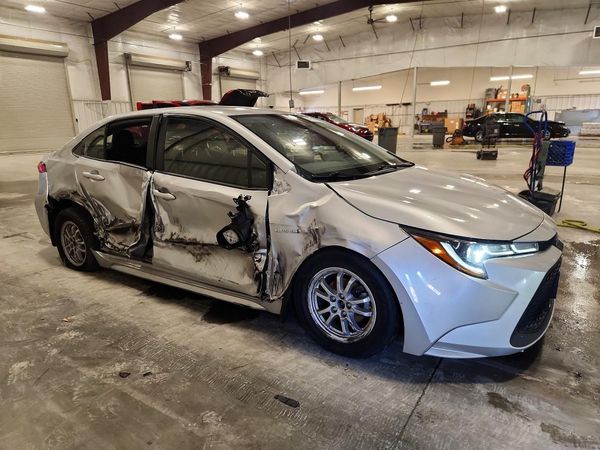 2021 TOYOTA COROLLA LE