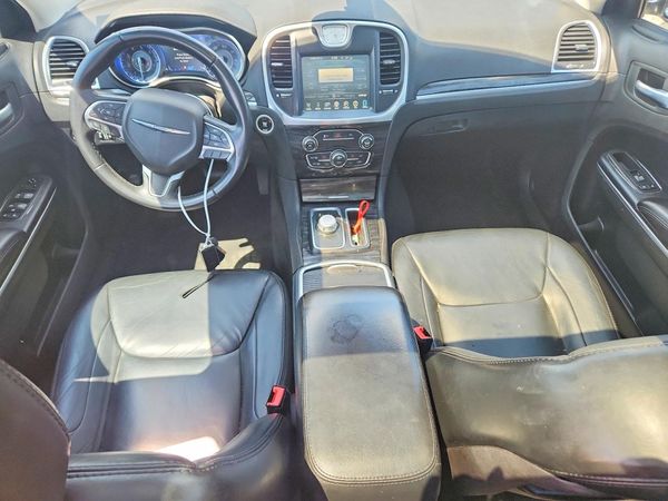 2016 CHRYSLER 300 Limited — CKPT