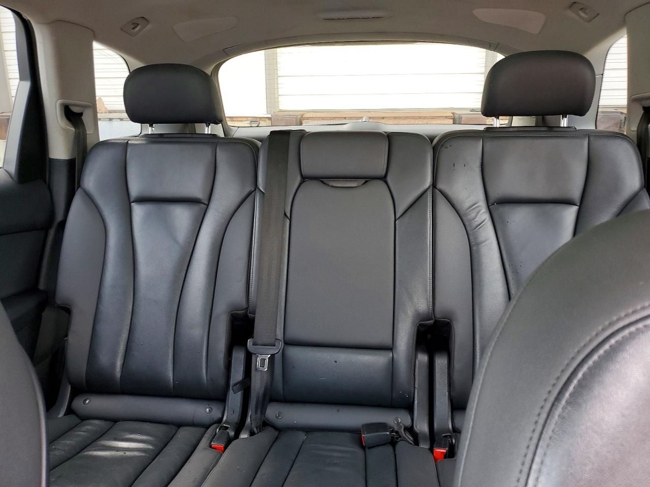 2021 AUDI Q7 quattro Premium Plus