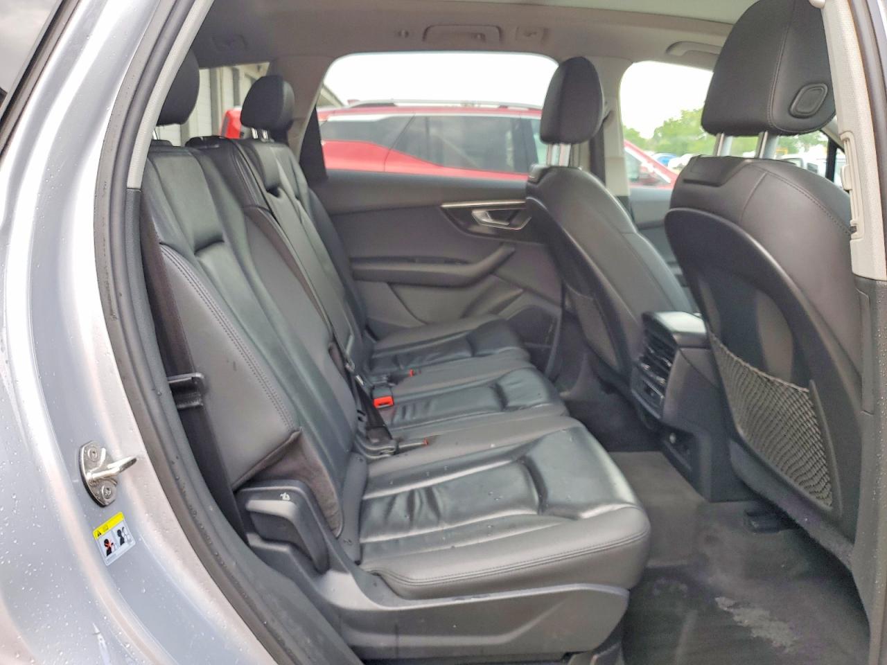 2021 AUDI Q7 quattro Premium Plus
