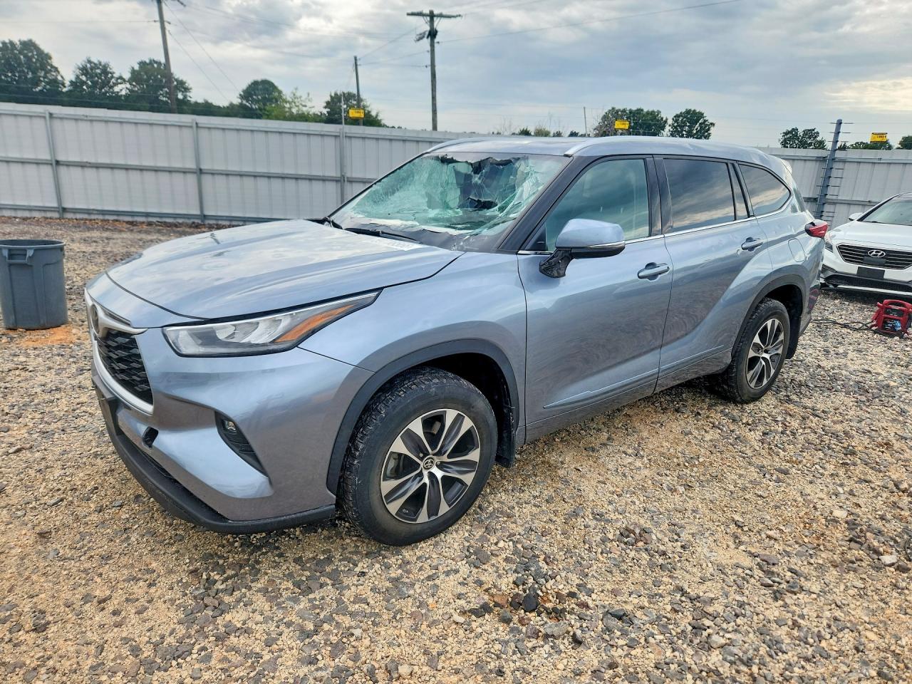 2020 TOYOTA HIGHLANDER XLE