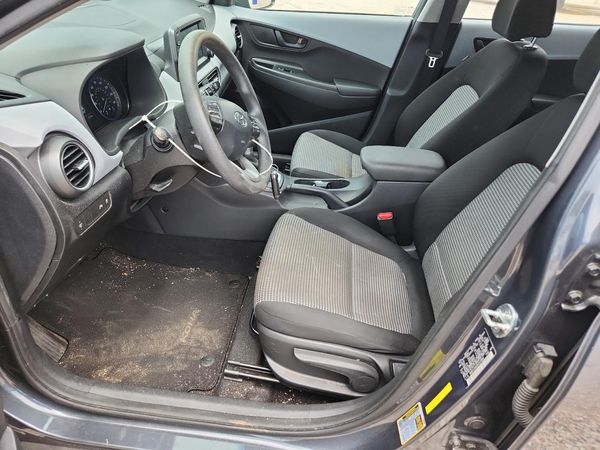 2019 HYUNDAI KONA SE