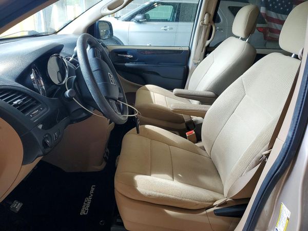 2013 DODGE GRAND CARAVAN SE