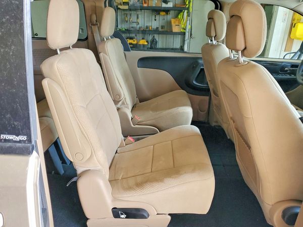 2013 DODGE GRAND CARAVAN SE