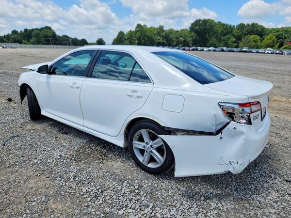 2013 TOYOTA CAMRY