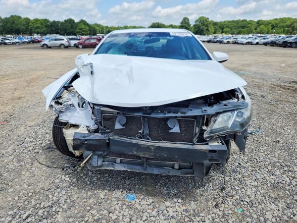 2013 TOYOTA CAMRY