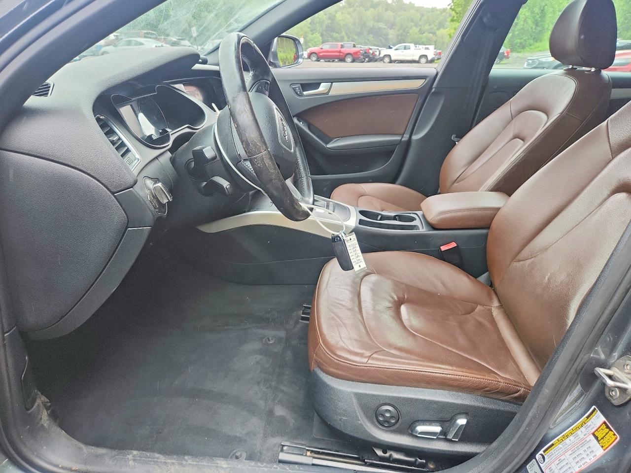 2013 AUDI A4 quattro Premium