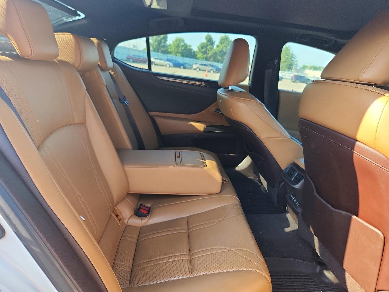 2019 LEXUS ES 350
