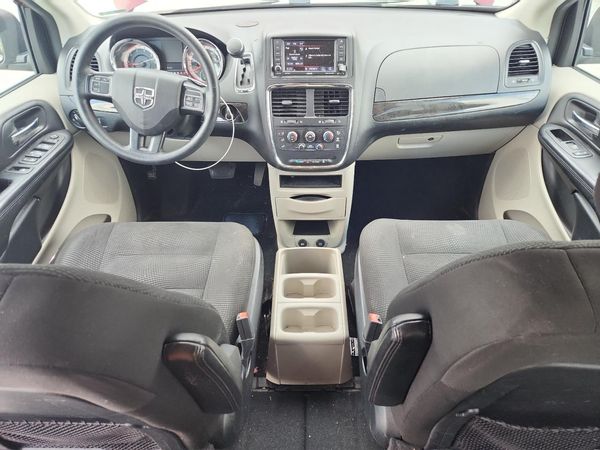 2020 DODGE GRAND CARAVAN SE