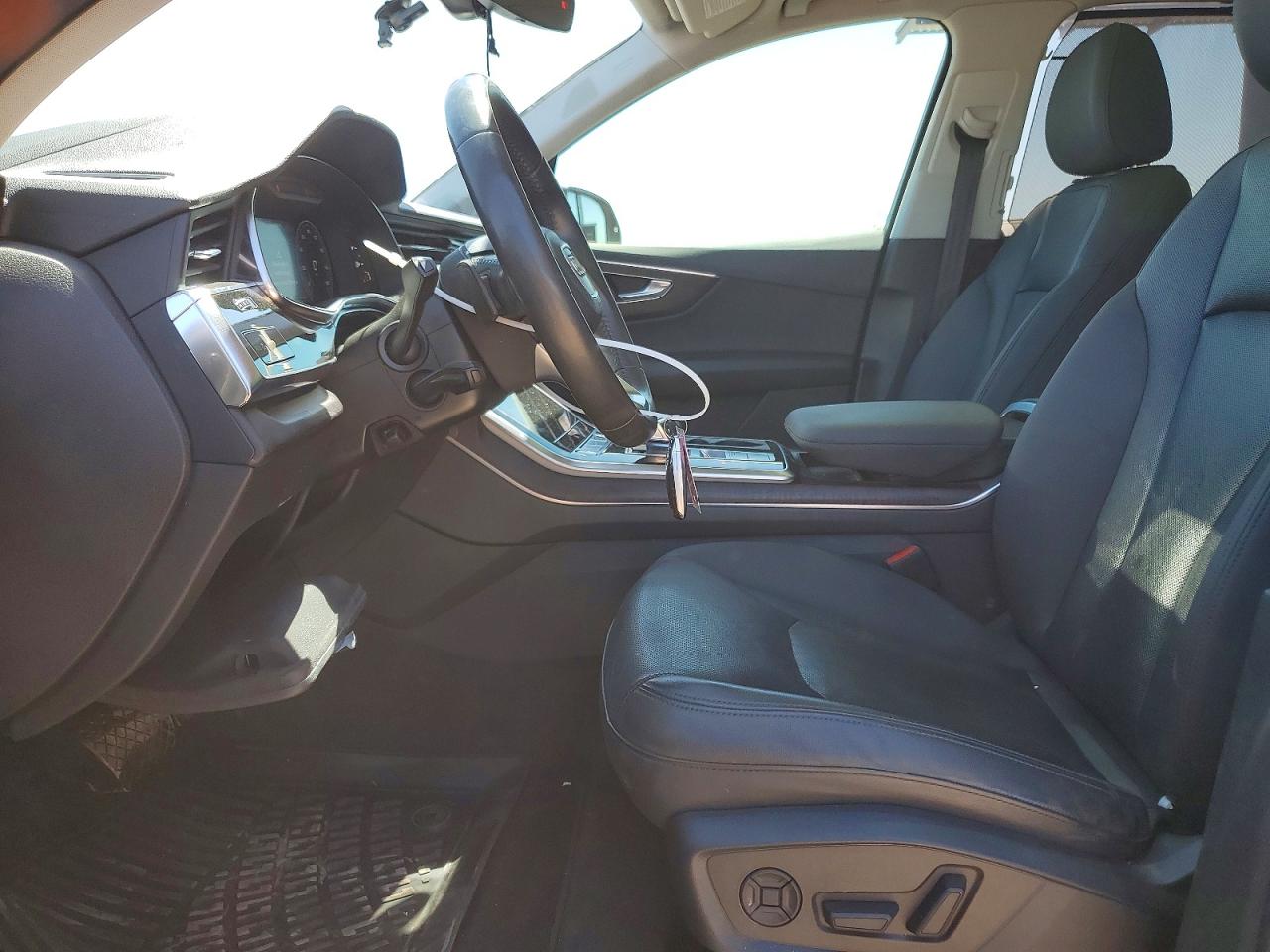 2020 AUDI Q7